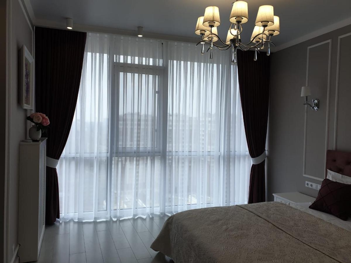 Sunny Apartments Near The Sea On Genuezskaya Odessa Extérieur photo